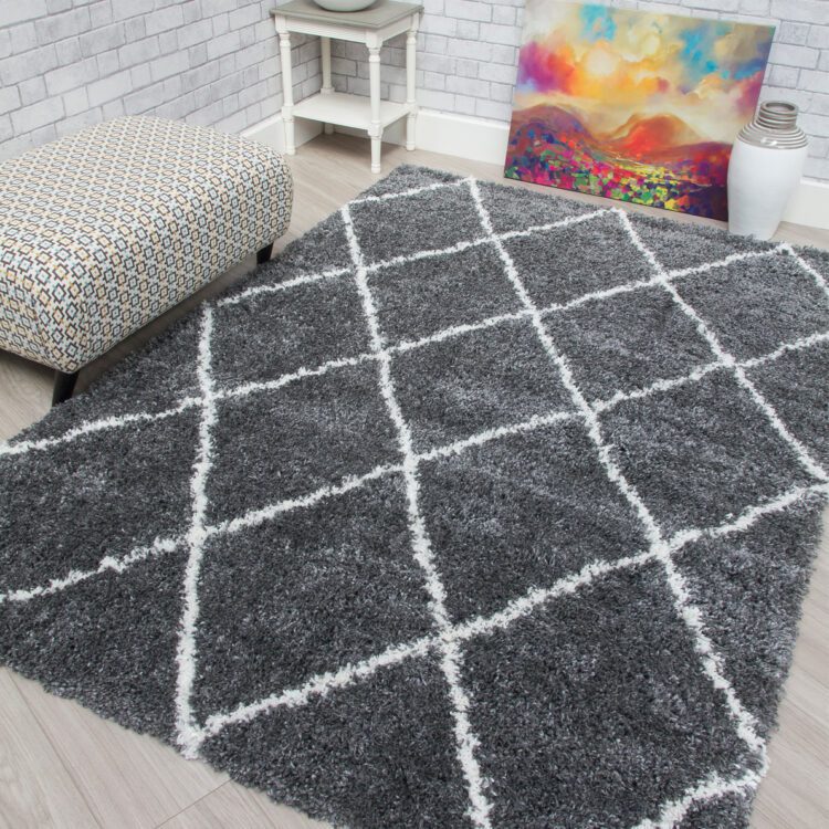 Fantasy Trellis - Dark Grey / Cream