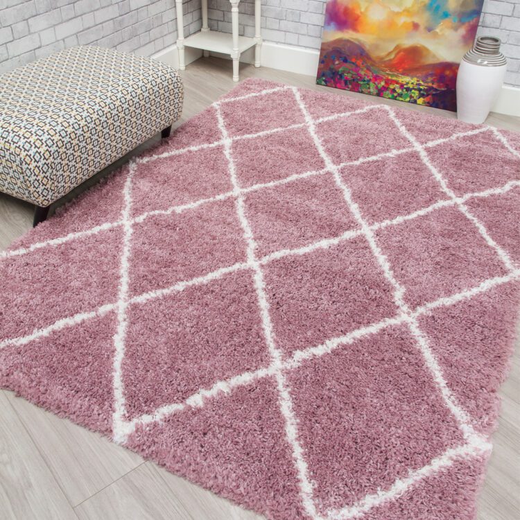 Fantasy Trellis - Pink / Cream