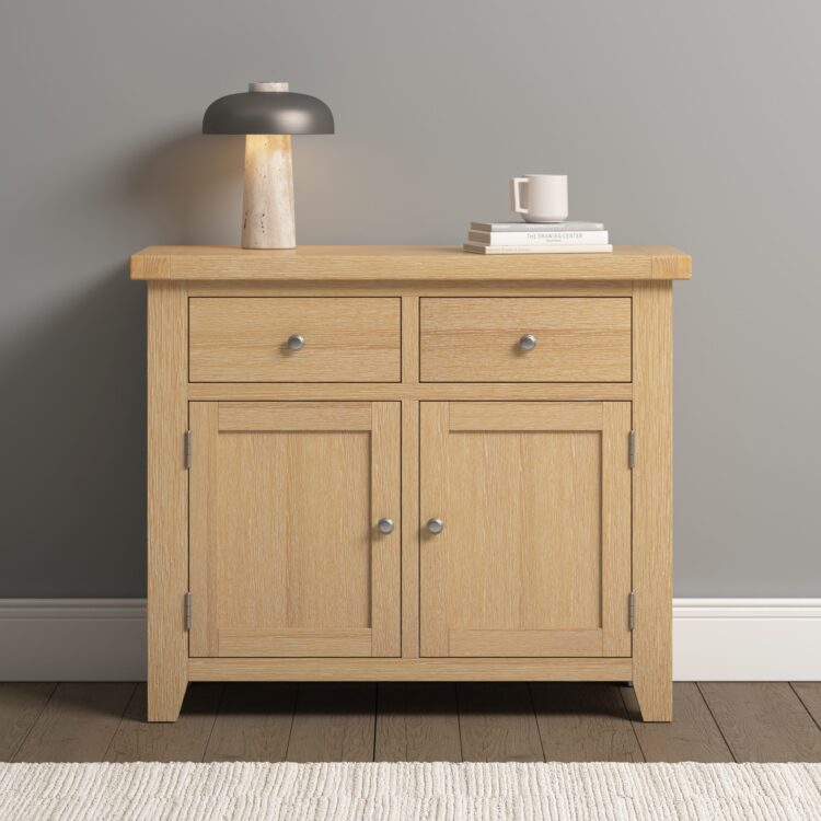 Windsor 2 Door 2 Drawer Sideboard Natural Oak