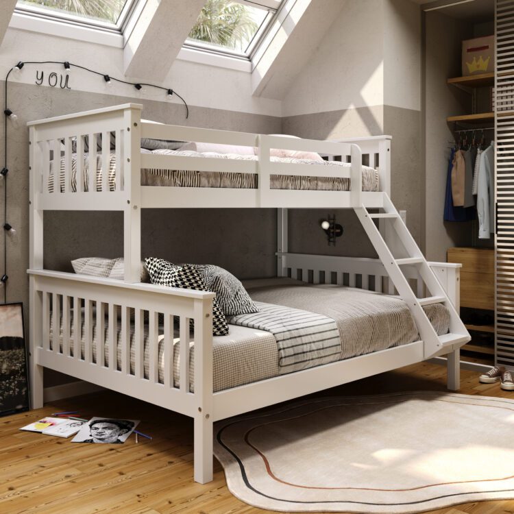 Neptune Triple Sleeper White